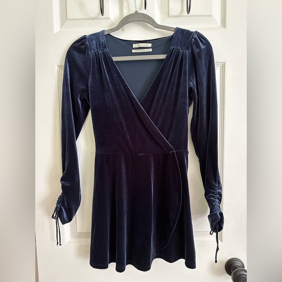 Urban Outfitters Blue Velvet Romper - Picture 7 of 8